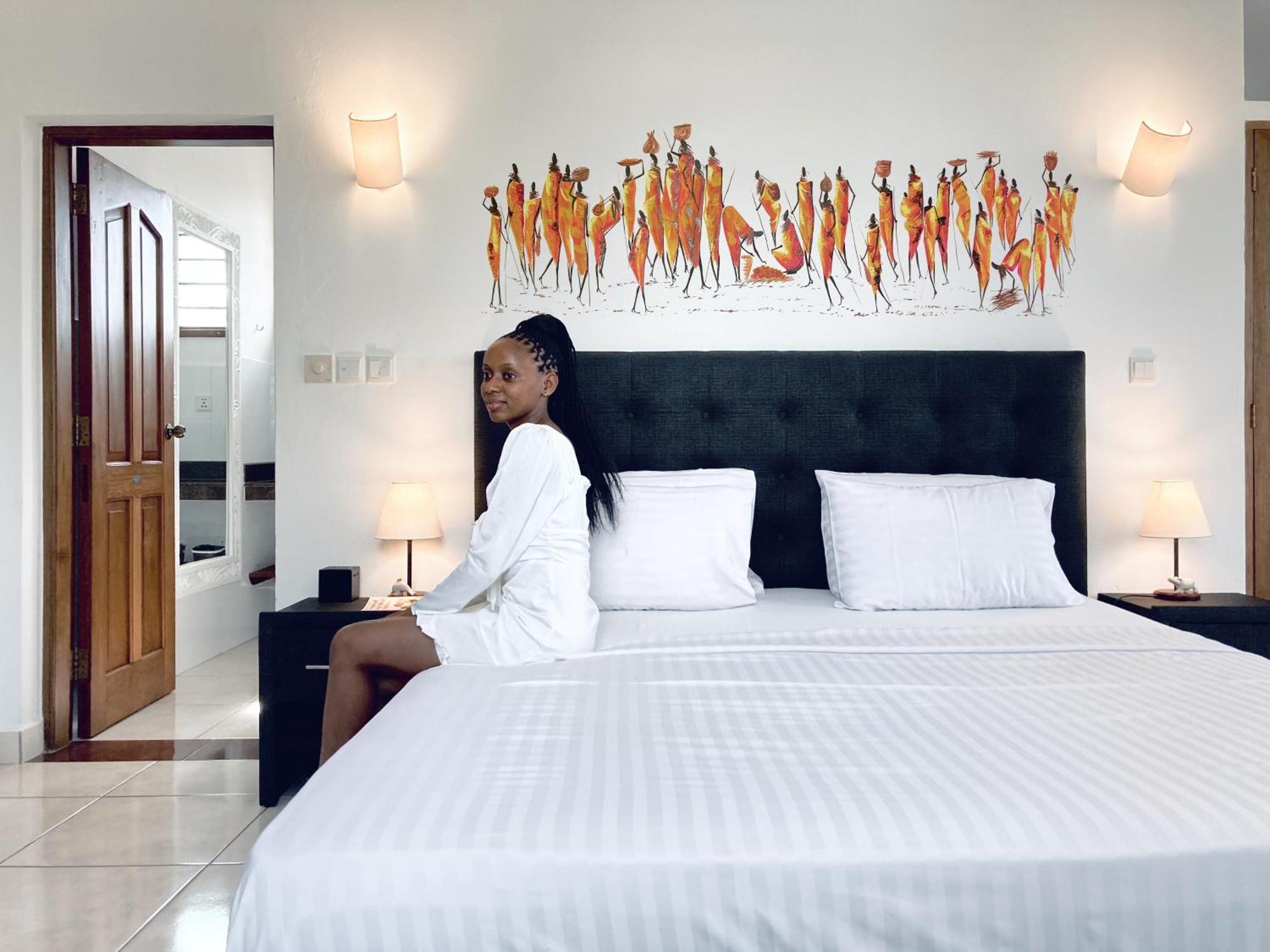 Hilda'S Homestay Diani Beach Bagian luar foto